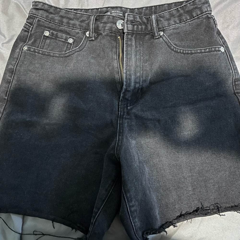 SHEIN black shorts size 4